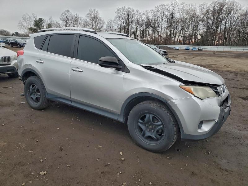 Photo 4 from auction – 2013 TOYOTA RAV4 LE with VIN 2T3ZFREV7DW023467