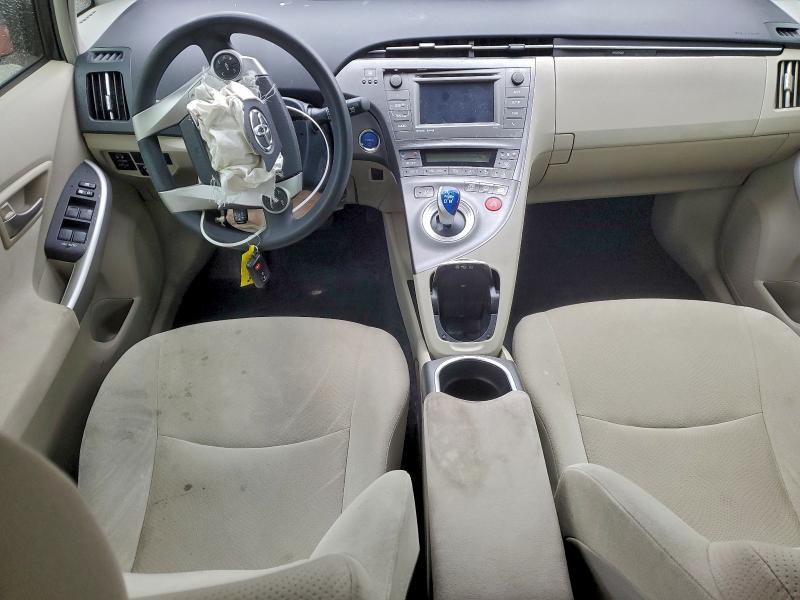 Photo 8 from auction – 2014 TOYOTA PRIUS with VIN JTDKN3DU9E1743427