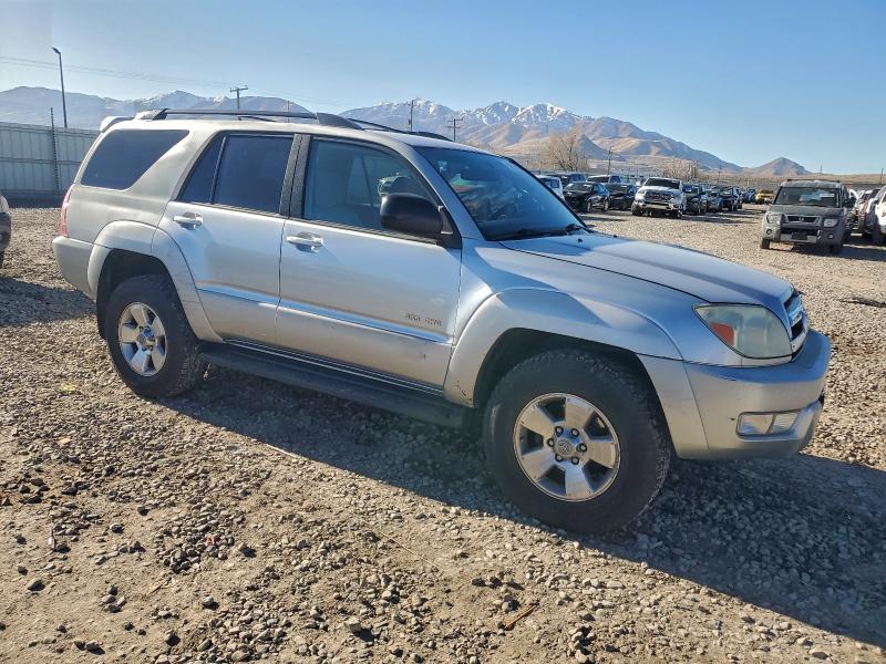 Photo 4 from auction – 2005 TOYOTA 4RUNNER SR with VIN JTEBT14R750057328