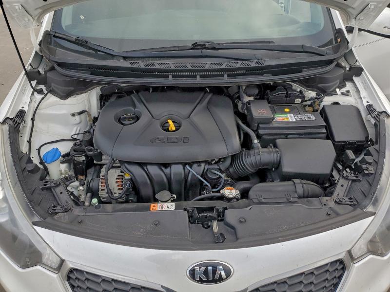 Photo 11 from auction – 2016 KIA FORTE EX with VIN KNAFX5A88G5492522