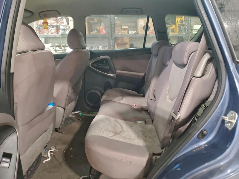 Photo 11 from auction – 2006 TOYOTA RAV4 with VIN JTMZD33V965001700