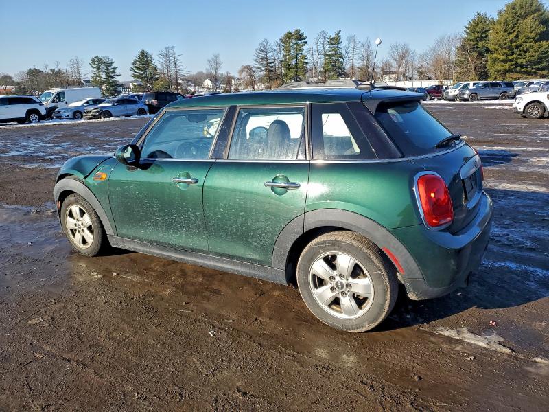 Photo 2 from auction – 2015 MINI COOPER with VIN WMWXS5C54FT833382