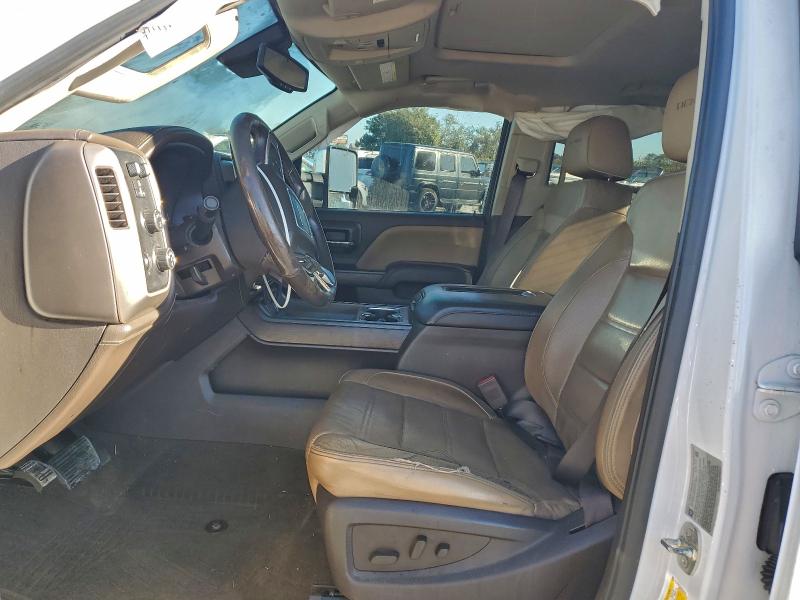 Photo 7 from auction – 2018 GMC SIERRA K35 with VIN 1GT42YEY0JF162010