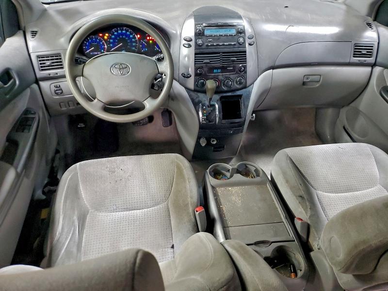 Photo 8 from auction – 2006 TOYOTA SIENNA CE with VIN 5TDZA23C56S563248