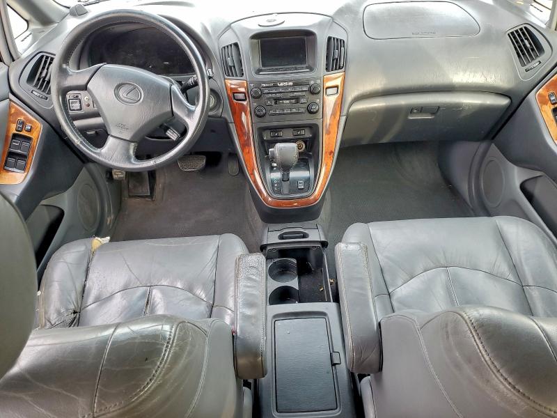 Photo 8 from auction – 2000 LEXUS RX300 with VIN JT6HF10U9Y0111319