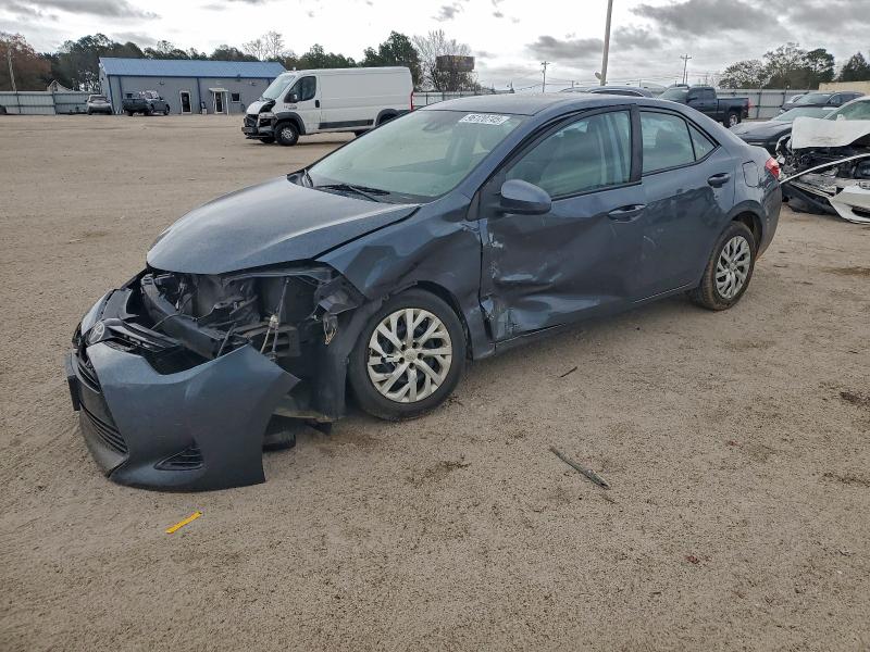 TOYOTA COROLLA 2017 con VIN 2T1BURHE1HC846317 - Foto de la subasta