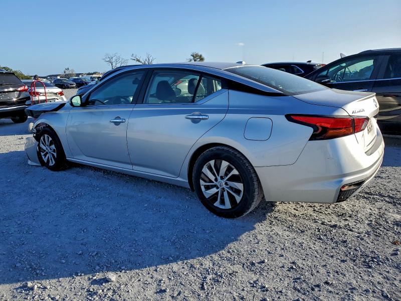 Photo 2 from auction – 2019 NISSAN ALTIMA S with VIN 1N4BL4BV1KC235837