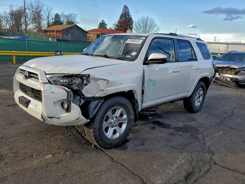Photo 1 from auction – 2020 TOYOTA 4RUNNER SR with VIN JTEBU5JR7L5761036