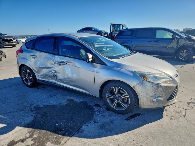 Photo 4 from auction – 2014 FORD FOCUS SE with VIN 1FADP3K25EL251766