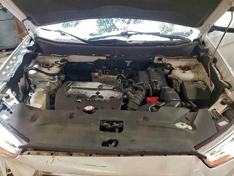 Photo 12 from auction – 2015 MITSUBISHI OUTLANDER with VIN 4A4AP3AU6FE011611