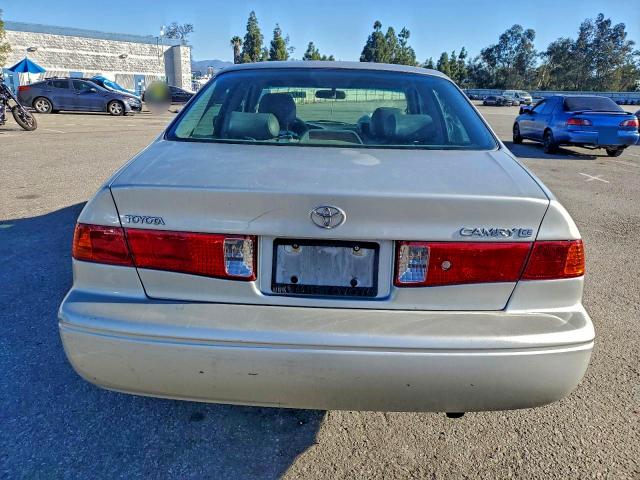 Photo 6 from auction – 2001 TOYOTA CAMRY with VIN 4T1BG22K81U849166