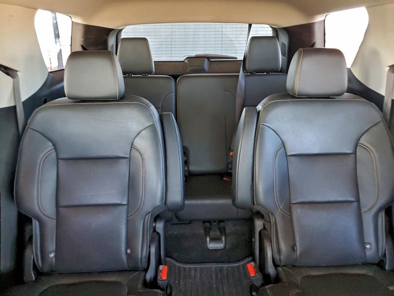 Photo 10 from auction – 2019 CHEVROLET TRAVERSE with VIN 1GNERKKW0KJ273744