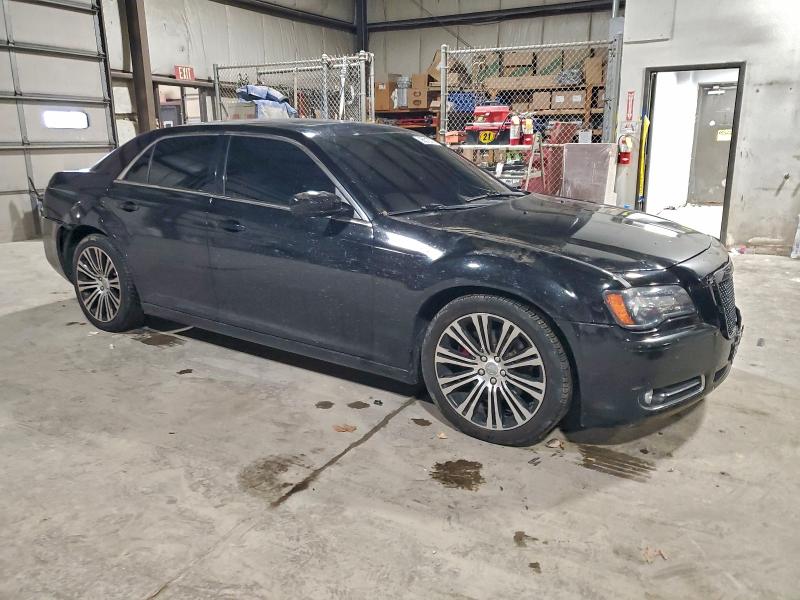 Photo 4 from auction – 2013 CHRYSLER 300 S with VIN 2C3CCABT6DH739140