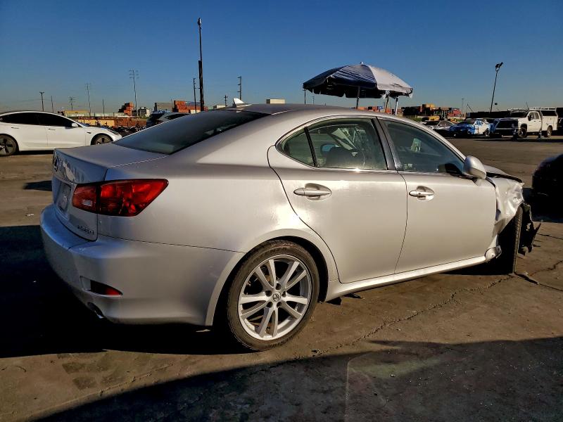 Photo 3 from auction – 2007 LEXUS IS 250 with VIN JTHBK262972054160
