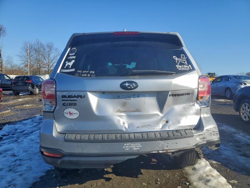 Photo 6 from auction – 2018 SUBARU FORESTER 2 with VIN JF2SJAGC0JH538441