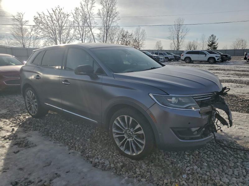 Photo 4 from auction – 2017 LINCOLN MKX RESERV with VIN 2LMPJ8LP8HBL29204