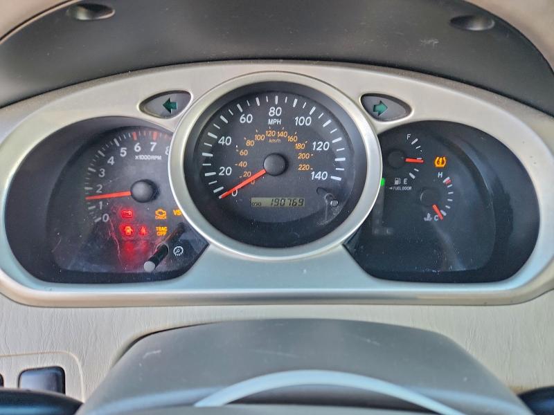 Photo 9 from auction – 2004 TOYOTA HIGHLANDER with VIN JTEDP21A840022538