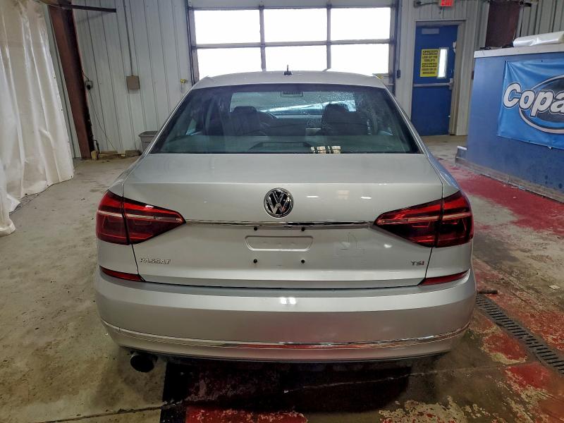Photo 6 from auction – 2017 VOLKSWAGEN PASSAT S with VIN 1VWAT7A32HC063086