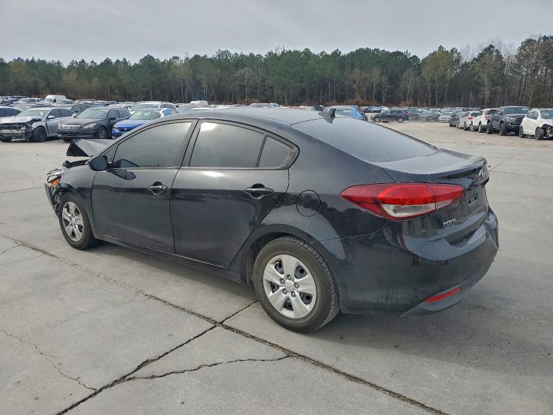 صورة رقم 2 من المزاد - 2017 KIA FORTE LX مع VIN 3KPFL4A78HE065282