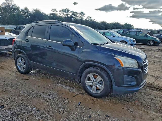 Photo 4 from auction – 2015 CHEVROLET TRAX 1LT with VIN KL7CJLSB8FB142679