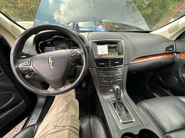 Photo 9 from auction – 2016 LINCOLN MKT with VIN 2LMHJ5AT1GBL01391