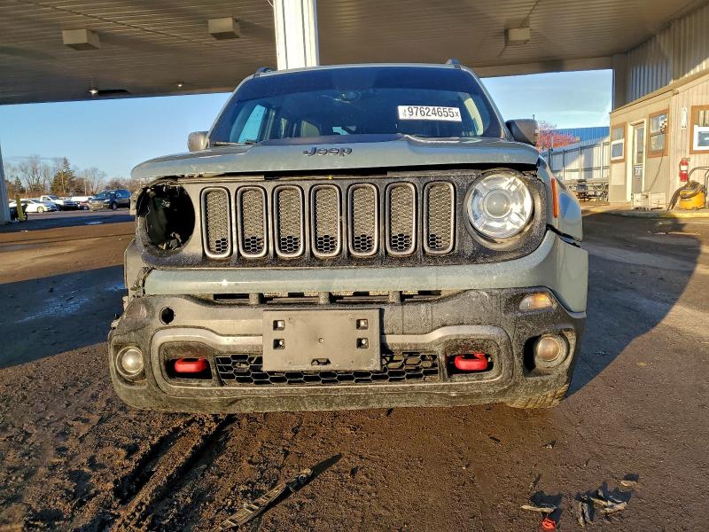 Photo 5 from auction – 2018 JEEP RENEGADE T with VIN ZACCJBCB7JPH45679