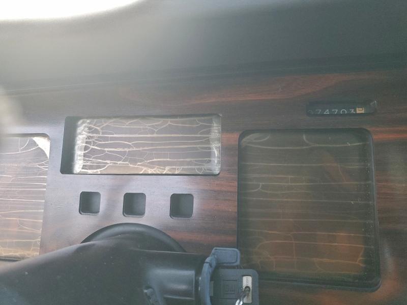 Photo 9 from auction – 1984 CHEVROLET CORVETTE with VIN 1G1AY0783E5106969