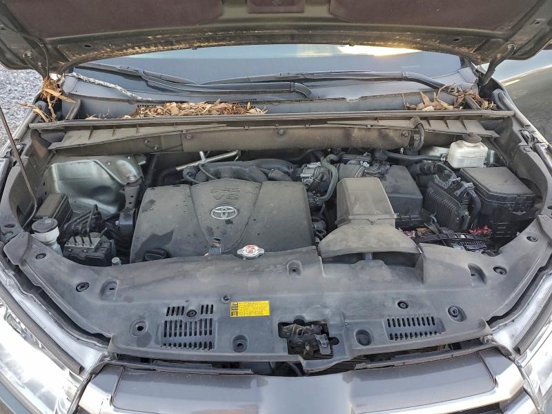Photo 12 from auction – 2019 TOYOTA HIGHLANDER with VIN 5TDZZRFH3KS300971