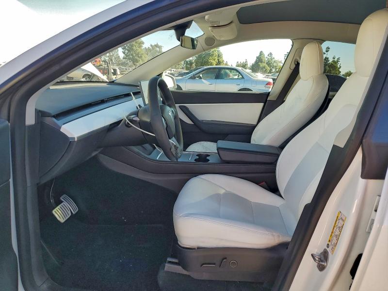 Photo 7 from auction – 2022 TESLA MODEL Y with VIN 7SAYGDEF1NF405539