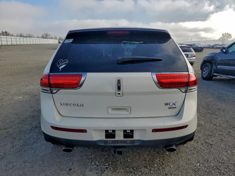 Photo 6 from auction – 2013 LINCOLN MKX with VIN 2LMDJ8JK8DBL13735