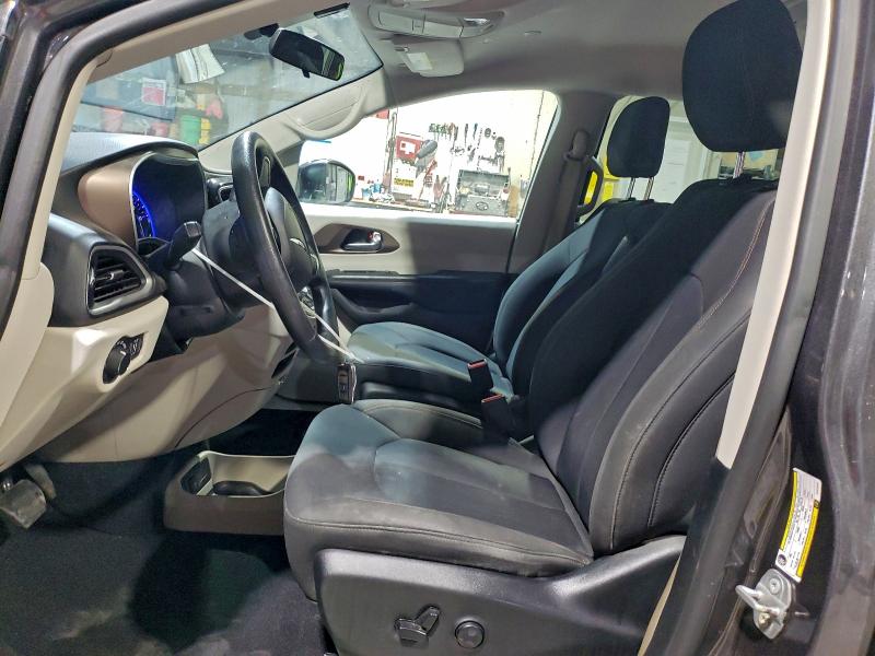 Photo 7 from auction – 2019 CHRYSLER PACIFICA L with VIN 2C4RC1CG1KR533383