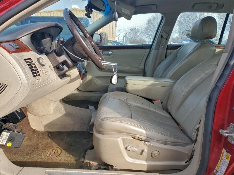 Photo 7 from auction – 2007 CADILLAC DTS with VIN 1G6KD57Y77U194053