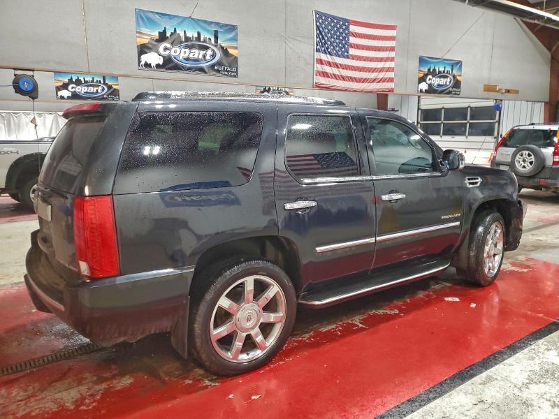 Photo 3 from auction – 2011 CADILLAC ESCALADE L with VIN 1GYS4BEF5BR294705