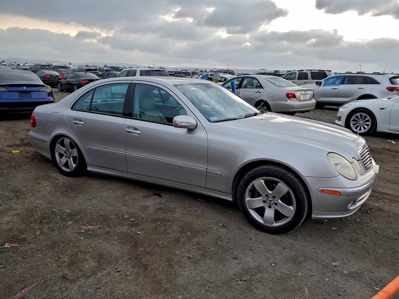 Photo 4 from auction – 2004 MERCEDES-BENZ E 320 with VIN WDBUF65J14A446791