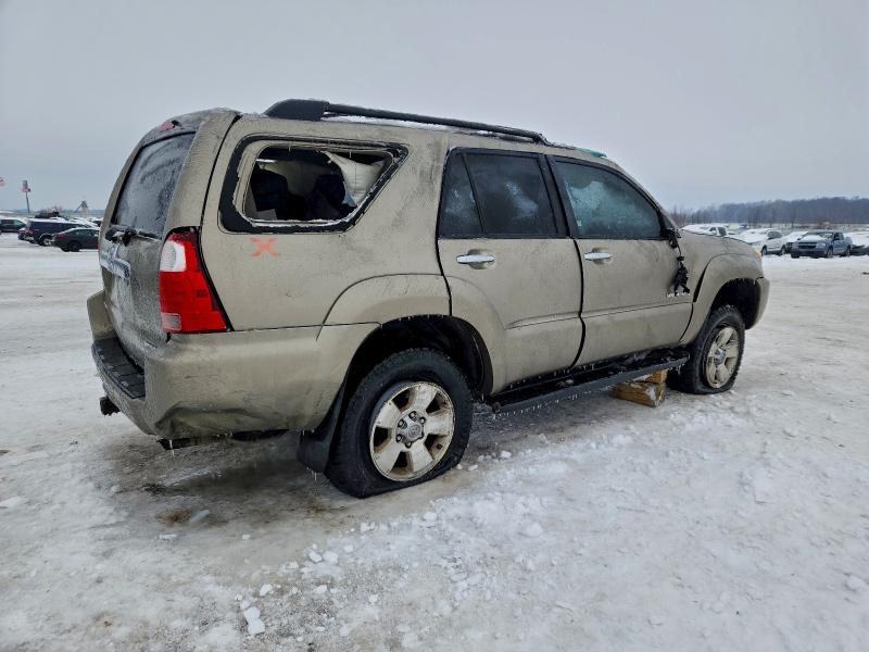 Photo 3 from auction – 2007 TOYOTA 4RUNNER SR with VIN JTEBU14R370120389