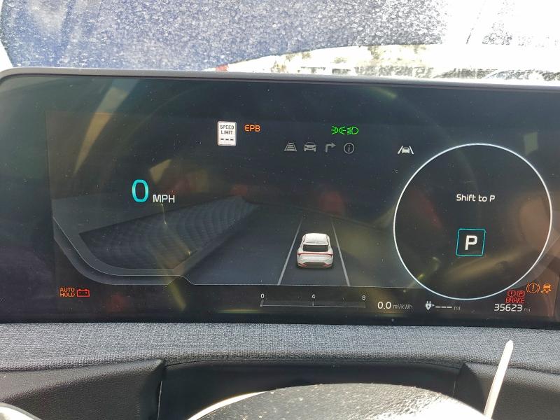 Photo 9 from auction – 2022 KIA EV6 LIGHT with VIN KNDC34LA0N5048690