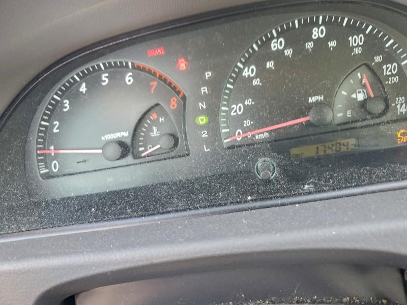 Photo 9 from auction – 2003 TOYOTA CAMRY LE with VIN 4T1BE32KX3U255192