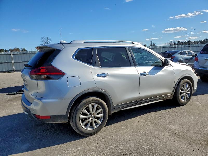 Photo 3 from auction – 2020 NISSAN ROGUE S with VIN KNMAT2MT0LP516639