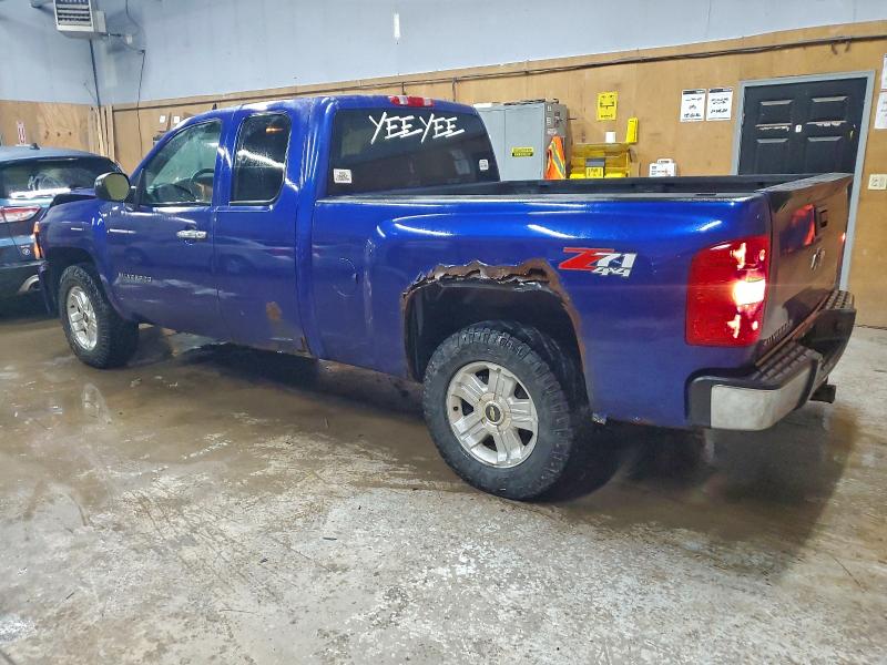Photo 2 from auction – 2011 CHEVROLET SILVERADO with VIN 1GCRKSE32BZ232971