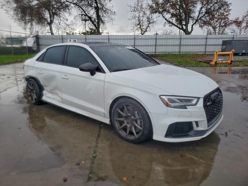 Photo 4 from auction – 2018 AUDI RS3 with VIN WUABWGFF7J1904955