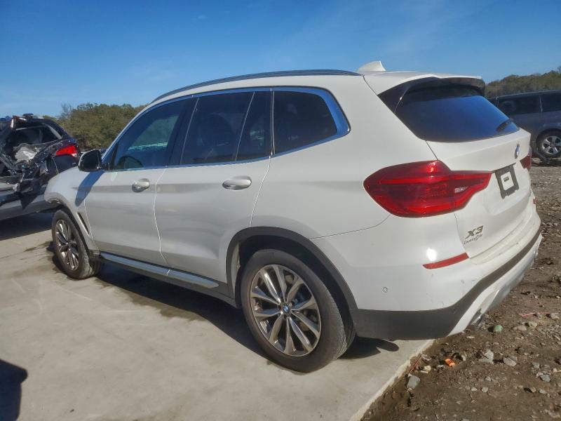 Photo 2 from auction – 2019 BMW X3 SDRIVE3 with VIN 5UXTR7C52KLE88423
