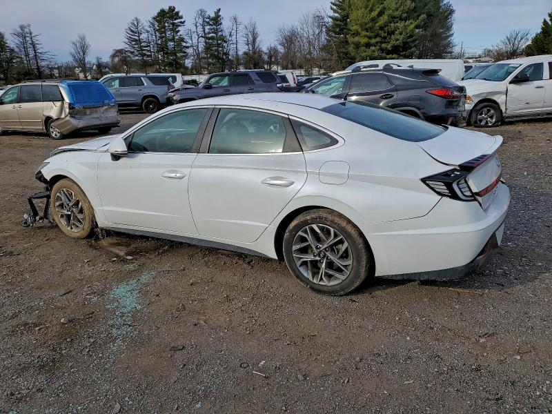 Photo 2 from auction – 2020 HYUNDAI SONATA SEL with VIN 5NPEL4JA4LH054615