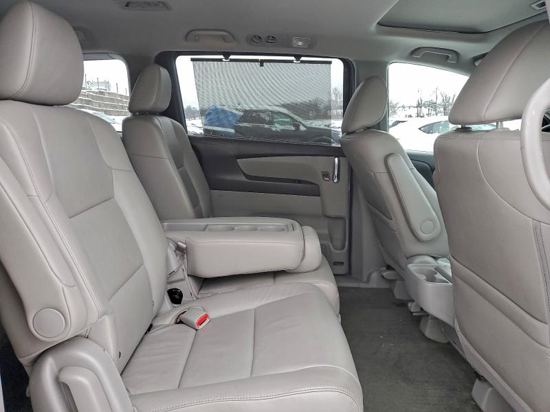 Photo 11 from auction – 2016 HONDA ODYSSEY EX with VIN 5FNRL5H63GB050035