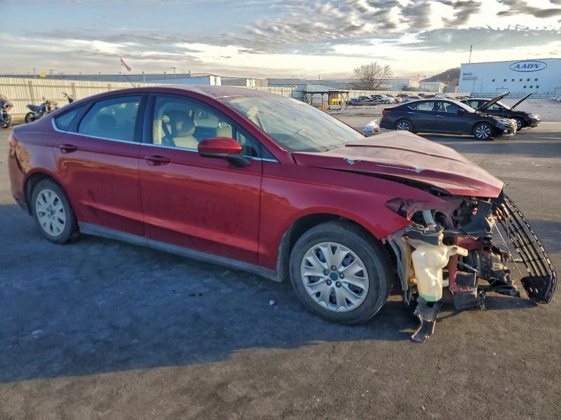 Photo 4 from auction – 2013 FORD FUSION S with VIN 3FA6P0G70DR141719