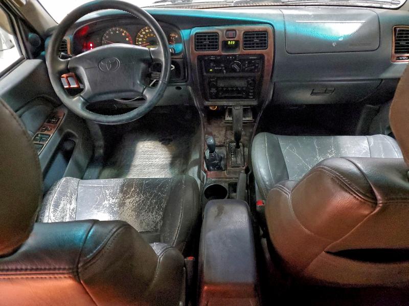 Photo 8 from auction – 2000 TOYOTA 4RUNNER SR with VIN JT3HN86R1Y0319934