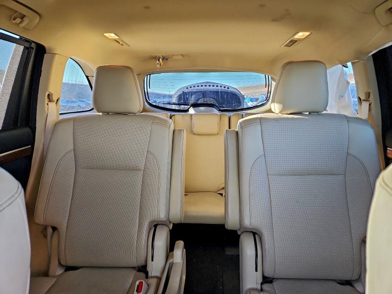Photo 10 from auction – 2018 TOYOTA HIGHLANDER with VIN 5TDDZRFH3JS820483