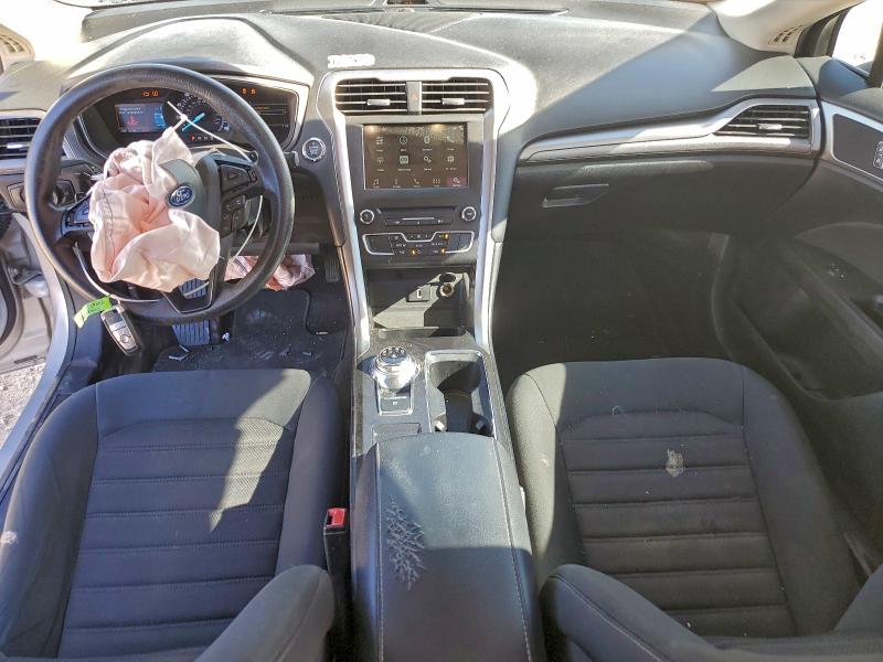 Photo 8 from auction – 2018 FORD FUSION SE with VIN 3FA6P0HD1JR228447