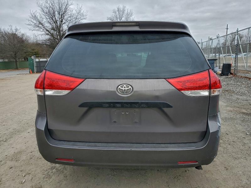 Photo 6 from auction – 2013 TOYOTA SIENNA with VIN 5TDZK3DC6DS303777