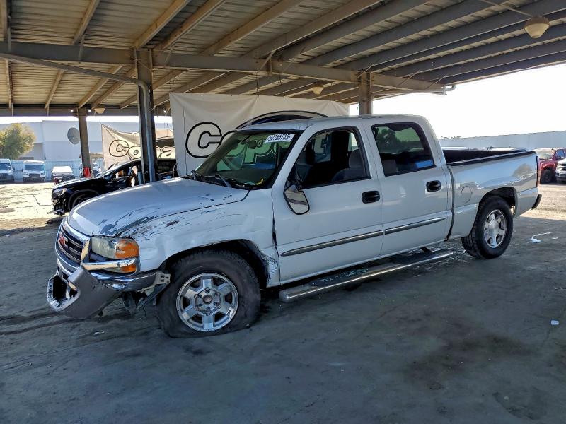 GMC NEW SIERRA 2005 with VIN 2GTEC13T651299028 - Photo from auction