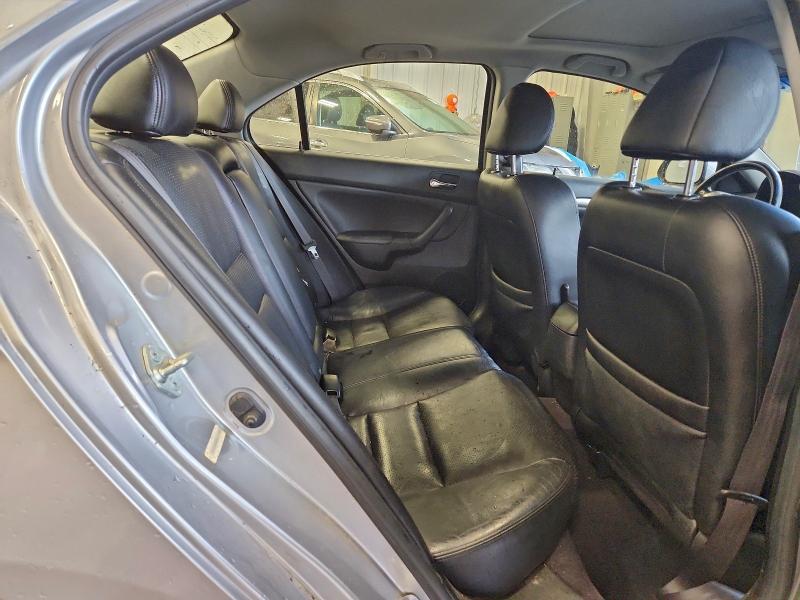 Photo 10 from auction – 2004 ACURA TSX with VIN JH4CL96884C037080